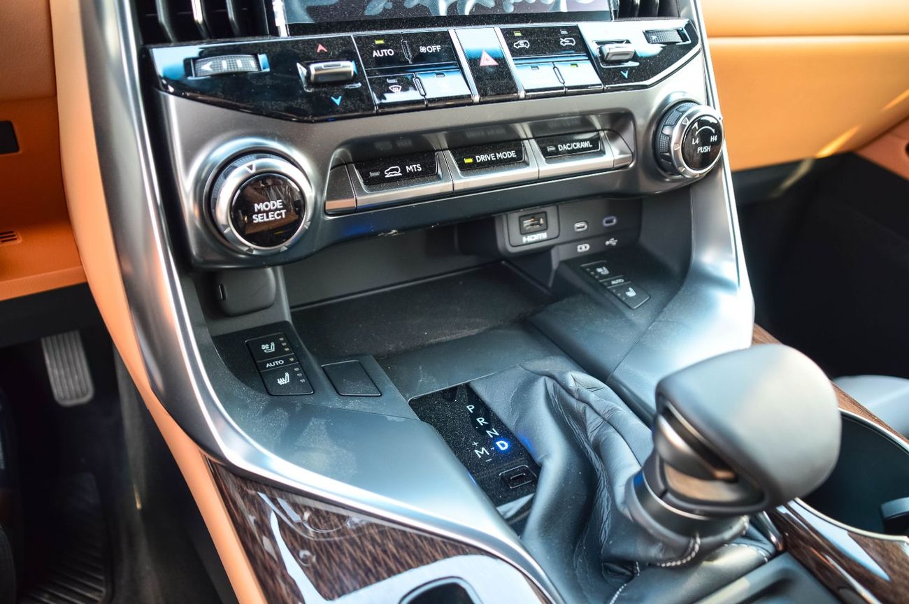 Lexus LX 600 LEXUS LX600 3.5L 4WD PETROL 5DOOR SUV 2025