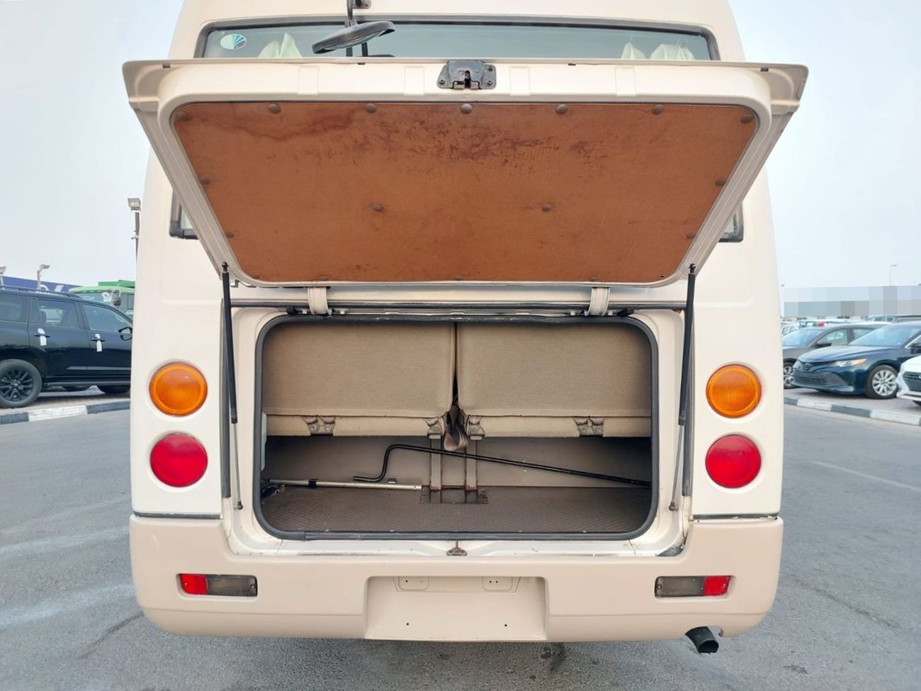 ميتسوبيشي روزا MITSUBISHI ROSA BUS RHD 2002 MODEL 4.8 L DIESEL AUTOMATIC(PM00253)