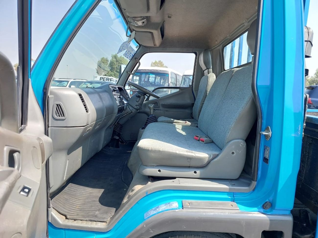 ميتسوبيشي فوسو كانتير MITSUBISHI CANTER TRUCK RHD 1997  MODEL 4.5 L DIESEL MANUAL(PM23164)