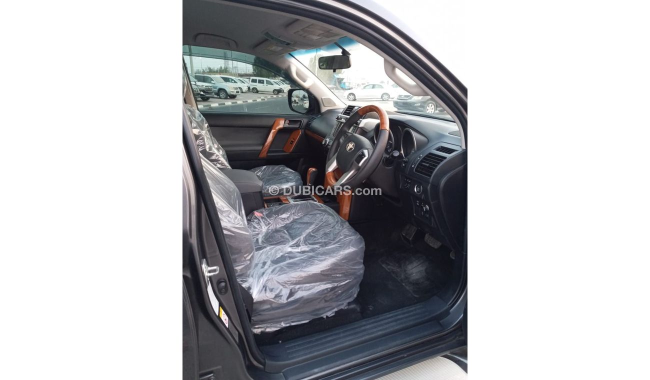 Toyota Prado TOYOTA PRADO GREY COLOUR MODEL 2016 GOOD CONDITION ONLY FOR EXPORT