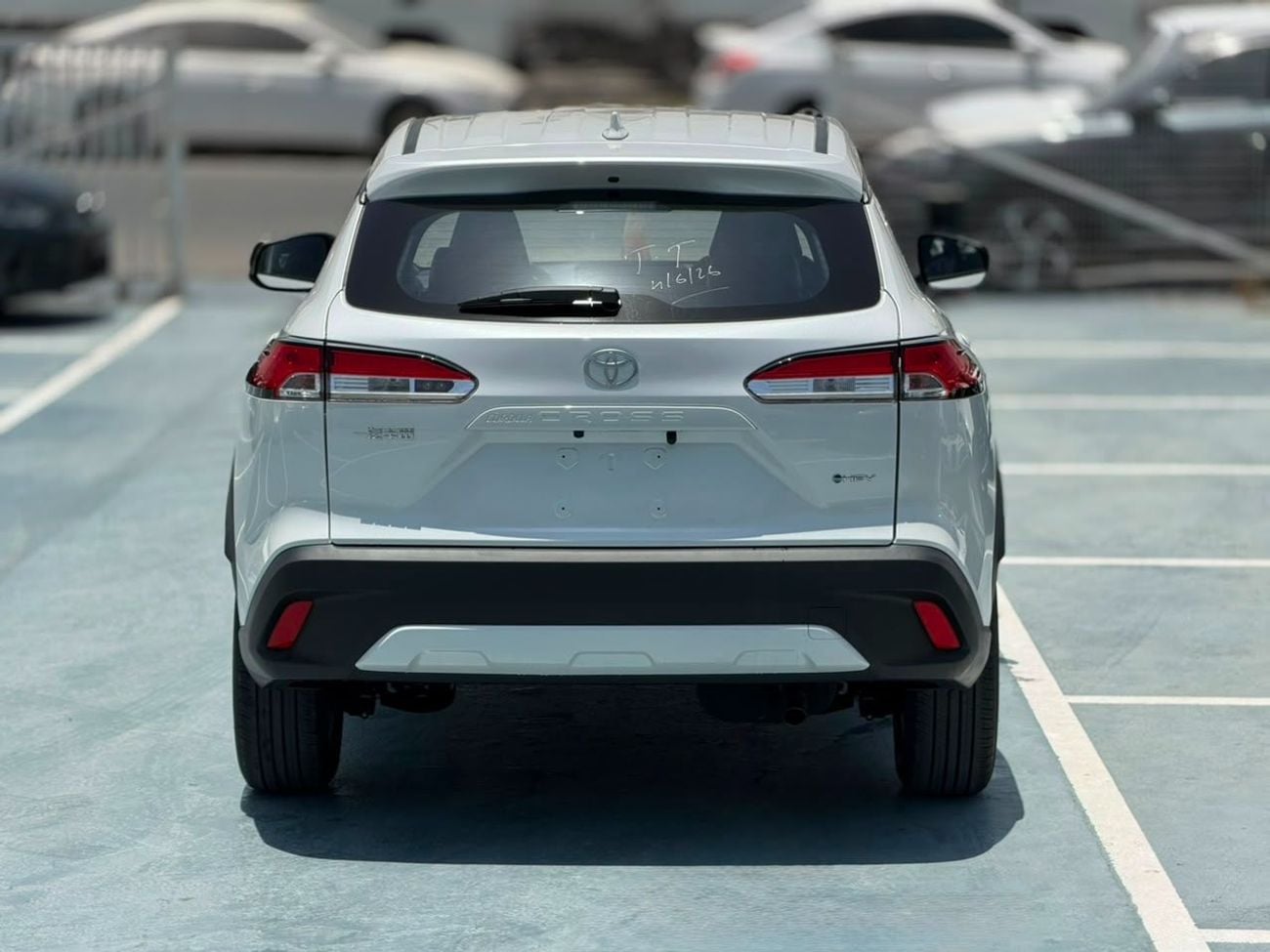 تويوتا كورولا كروس GLI 2.0L HEV 2025 Electric Seat 2025 Export Price @ 78,500 AED