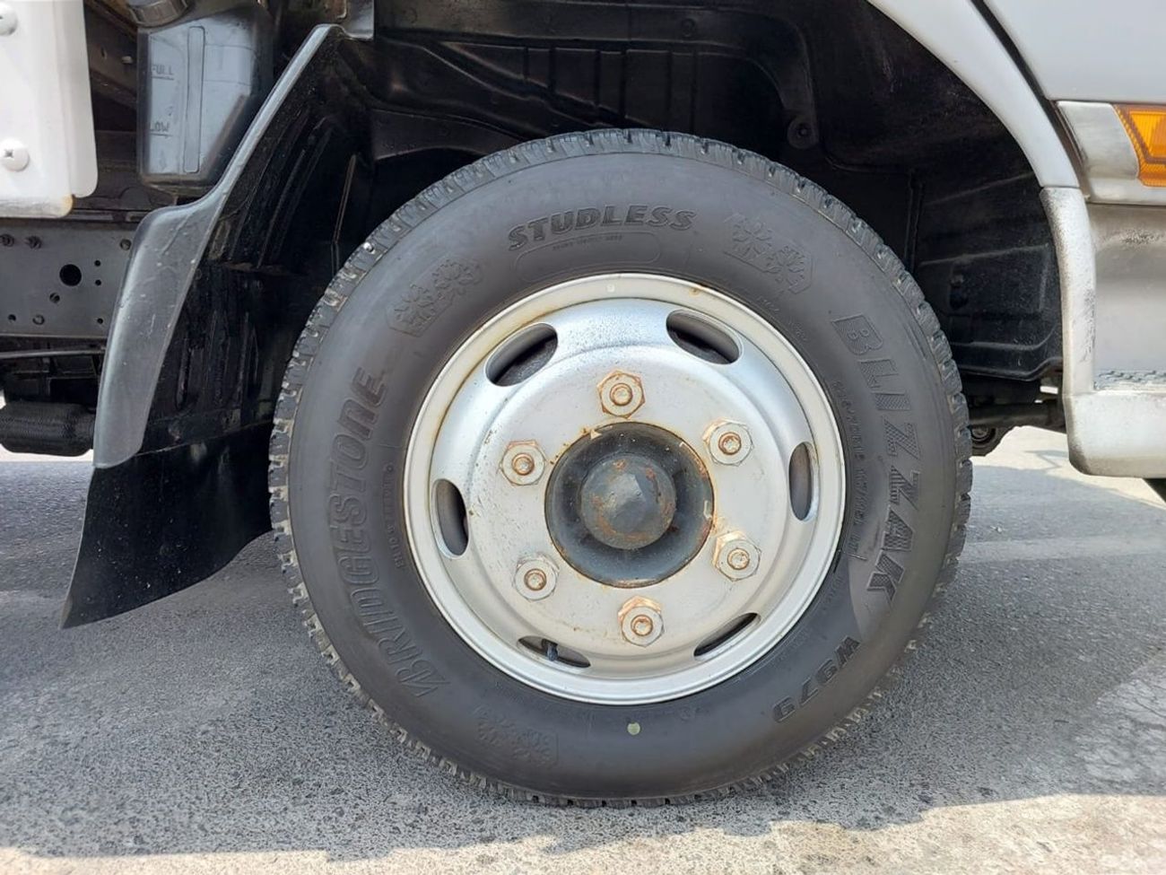 Mitsubishi Fuso Canter MITSUBISHI CANTER ALUMINIUM BODY TRUCK RHD 1995 MODEL 4.5 L DIESEL MANUAL(PM20023)