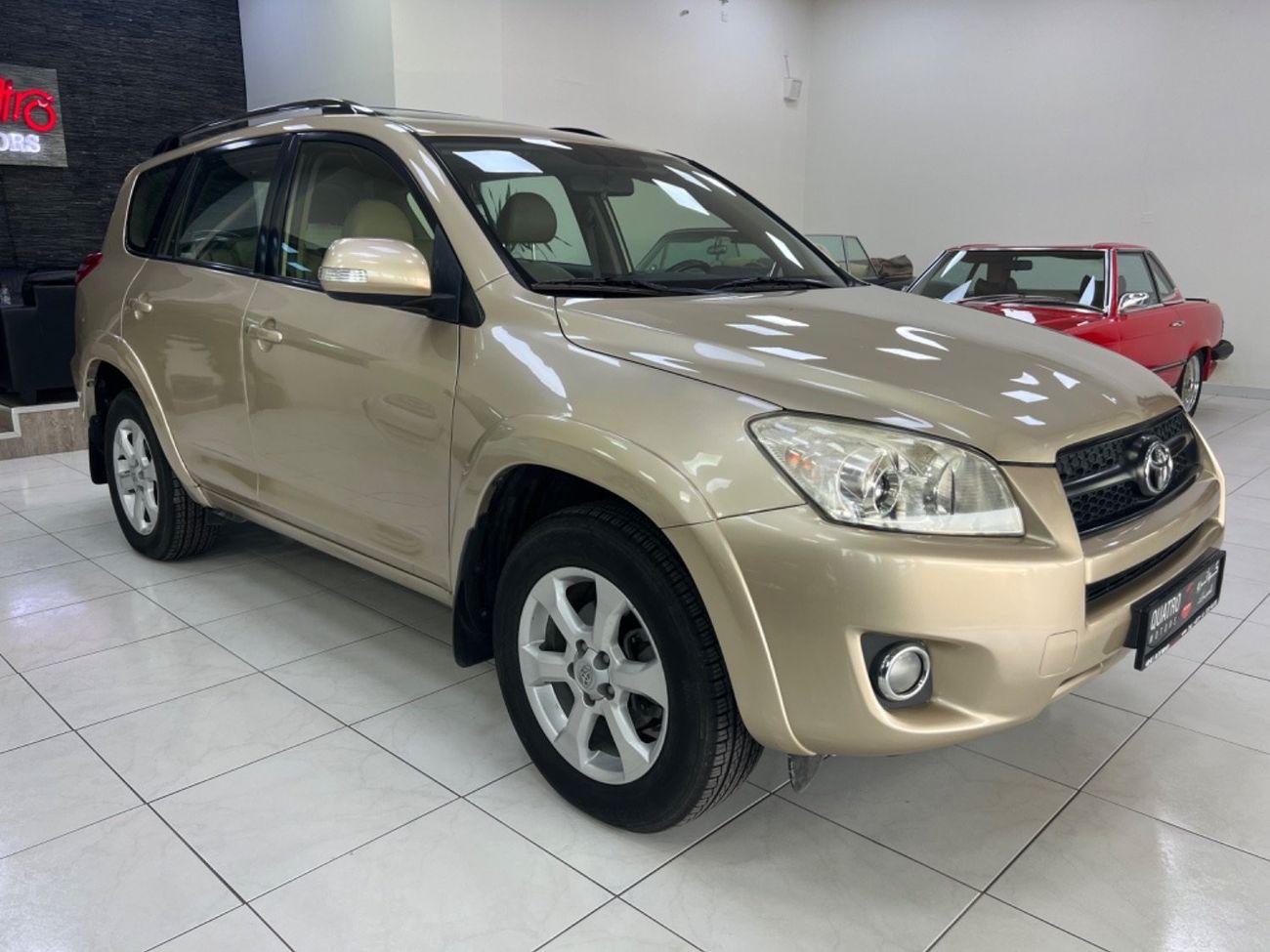 Toyota RAV4 Top