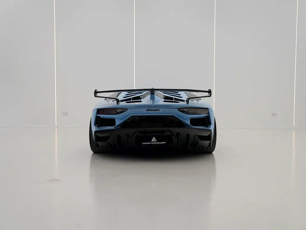لامبورغيني أفينتادور SVJ-STYLE BODY KIT | GCC | NATURALLY ASPIRATED V12