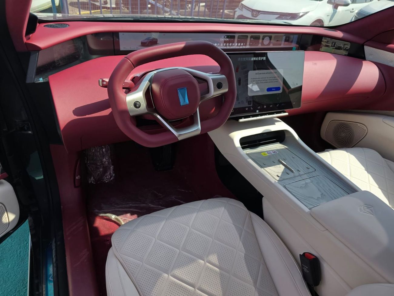 أفاتر 12 GT AWD