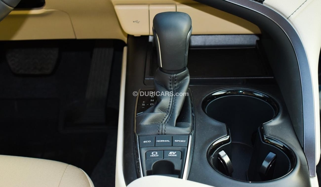 Toyota Camry GLE 2.5L Hybrid