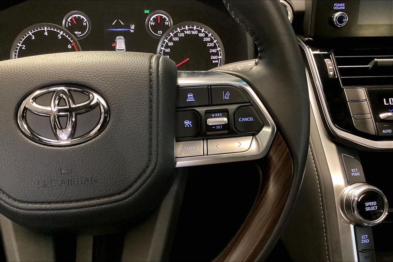 Toyota Land Cruiser GXR | Guaranteed Warranty | 0 Down Payment