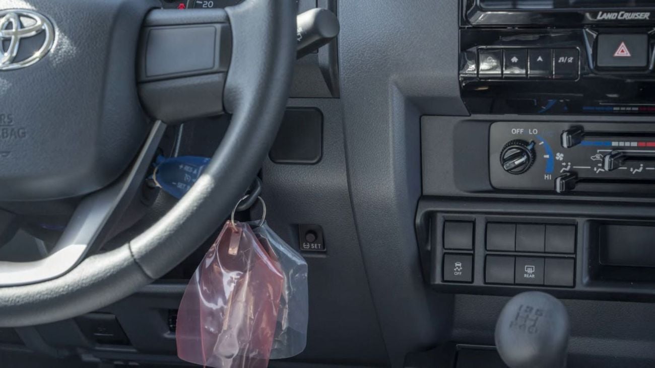 Toyota Land Cruiser 70 LC76 LX 2026 MODEL GCC SPECS