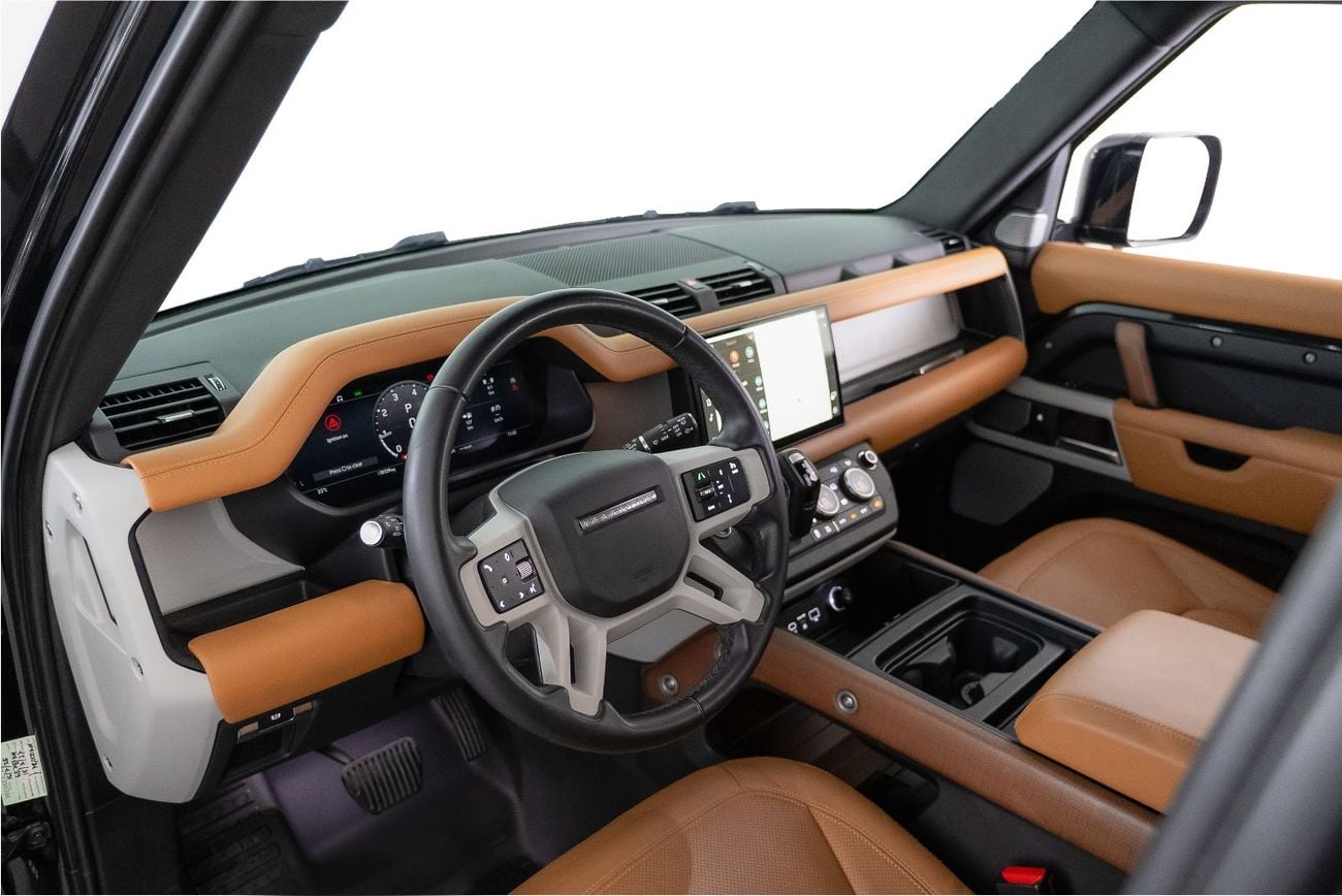 لاند روفر ديفندر 130 HSE P400