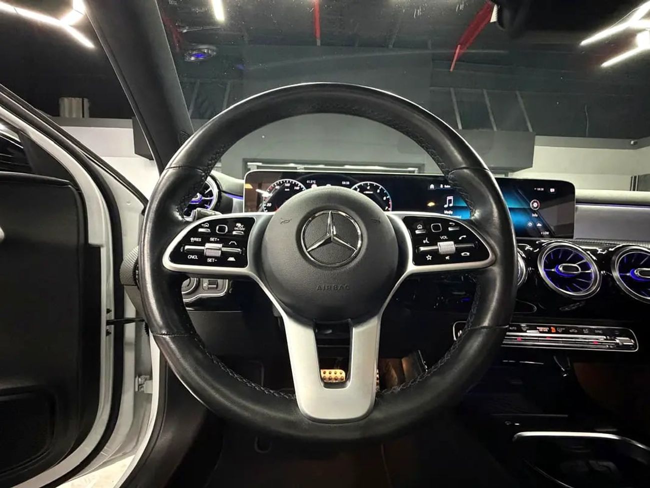 Mercedes Benz A220 STD (NON GCC)