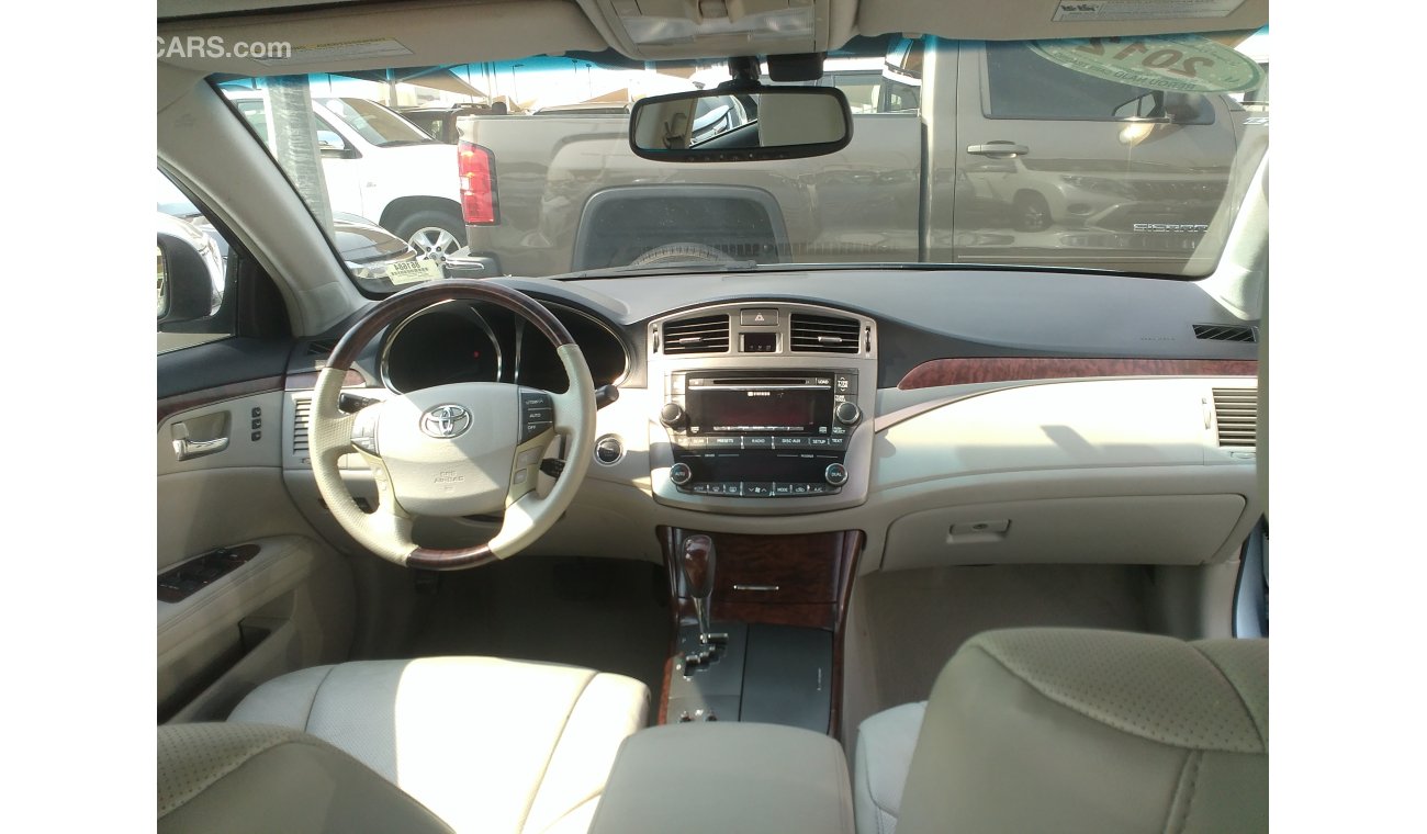 تويوتا افالون