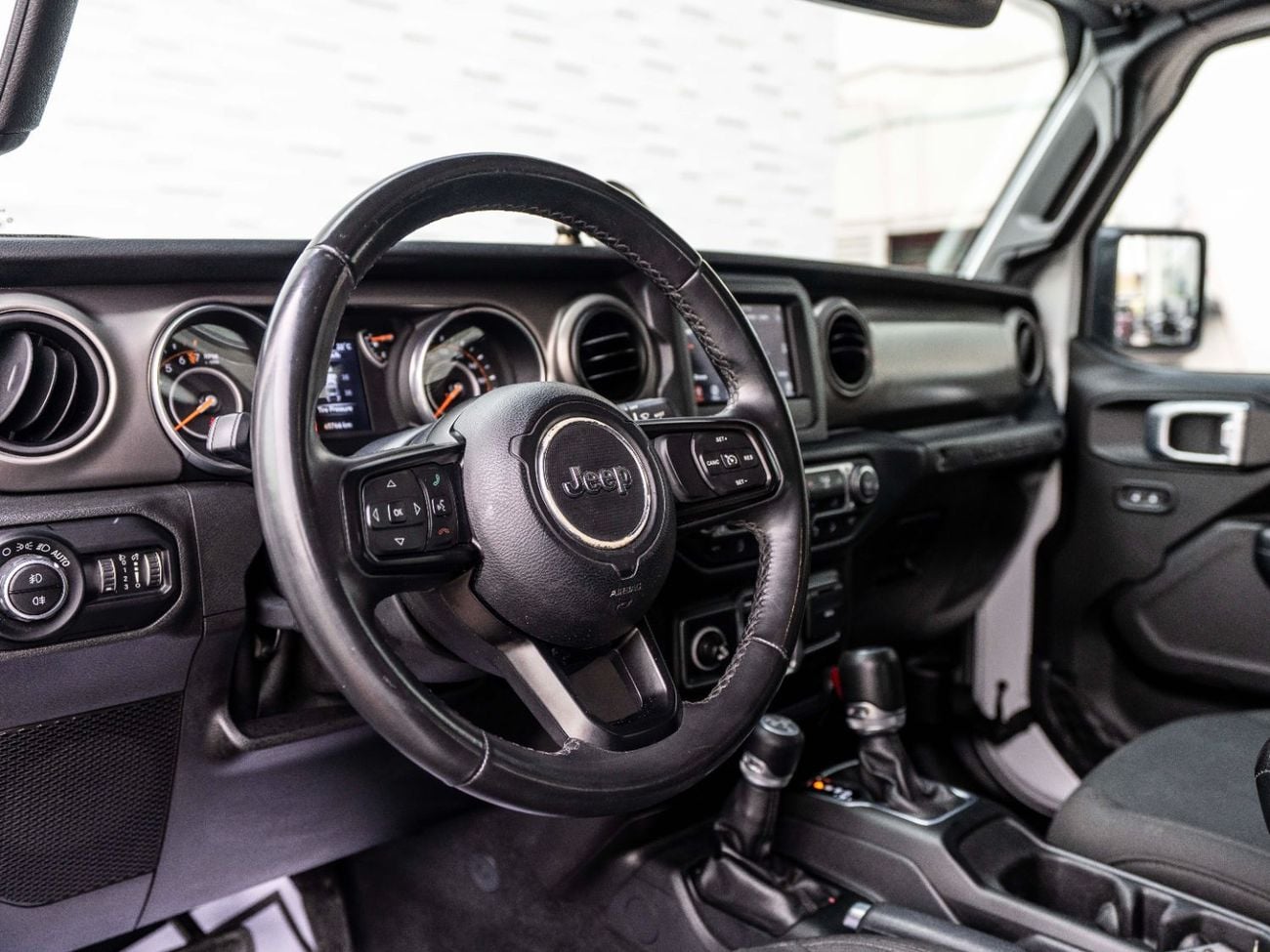 جيب رانجلر Unlimited Sport 3.6L A/T