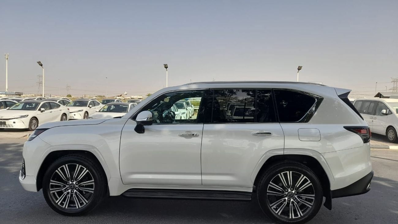 Lexus LX 600 RHD BRAND NEW 7 SEATER WHITE WITH TAN FULL OPTIONS PETROL Signature model