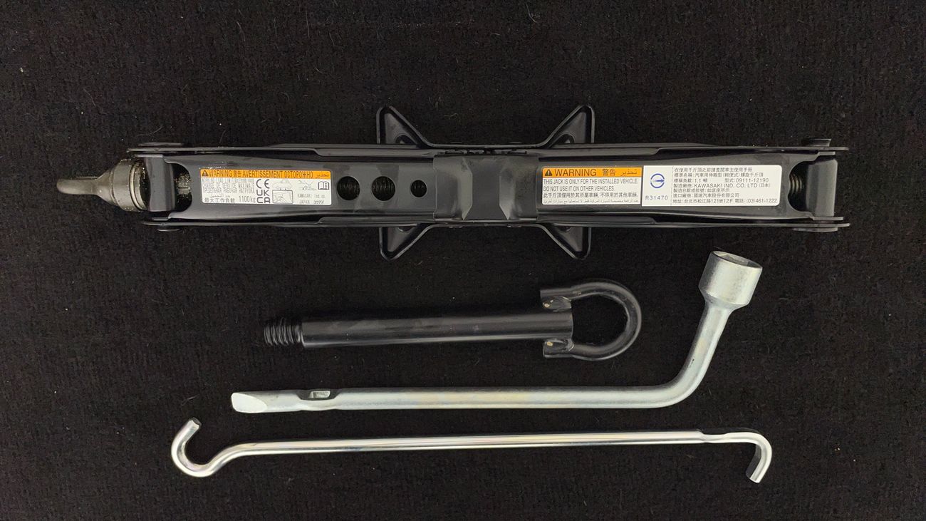 تويوتا كورولا XLI 1.6 | بدون دفعة مقدمة | اختبار القيادة في المنزل