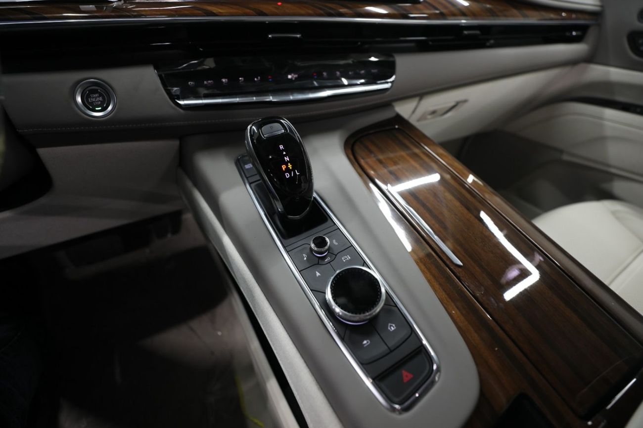 كاديلاك إسكالاد GCC | Brand New | Under Warranty | V8 6.2L AWD 420 Hp | AED 8,200 monthly | Ref#Escalade