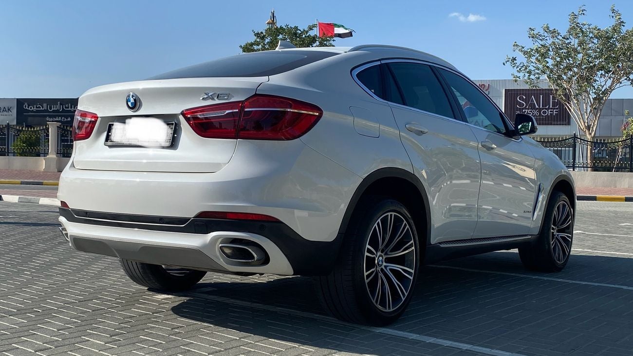 بي أم دبليو X6 xDrive40i Masterclass M Sport Package 3.0L