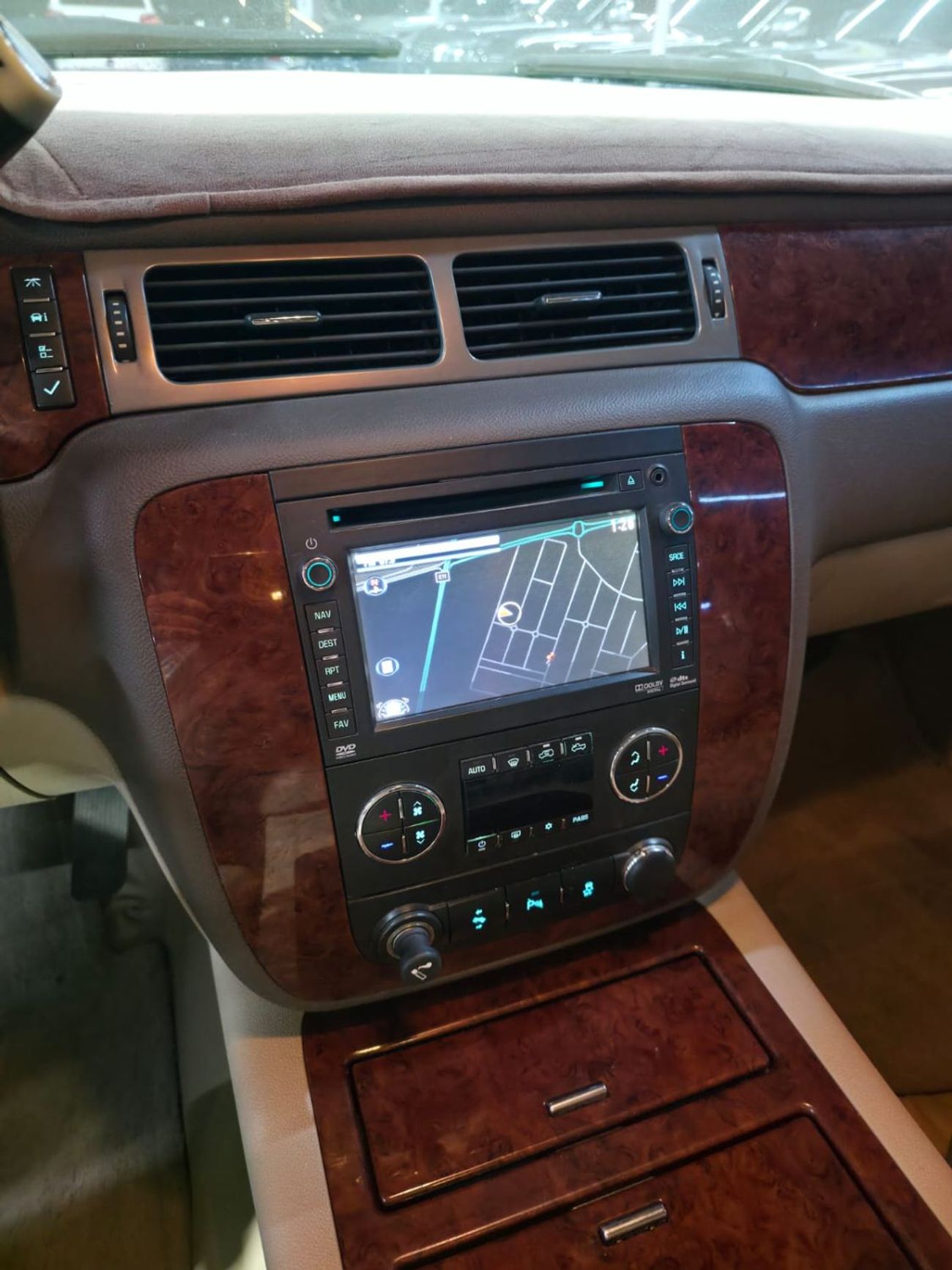 شيفروليه سوبيربان LTZ 5.3L 4WD