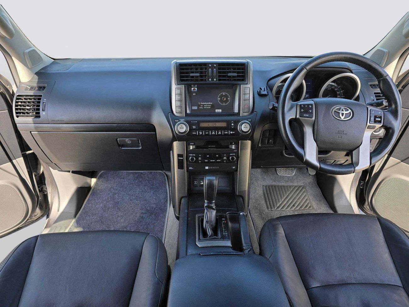 Toyota Prado 4x4 Diesel 2.8L Right Hand Drive (Export only)