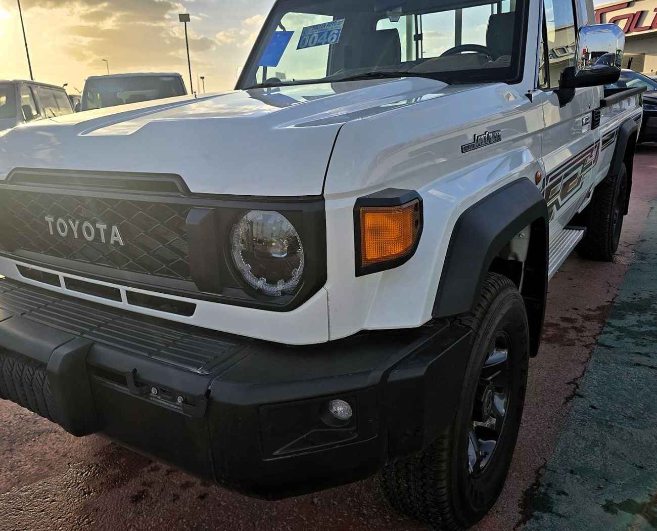 تويوتا لاند كروزر بيك آب SC 4.0L