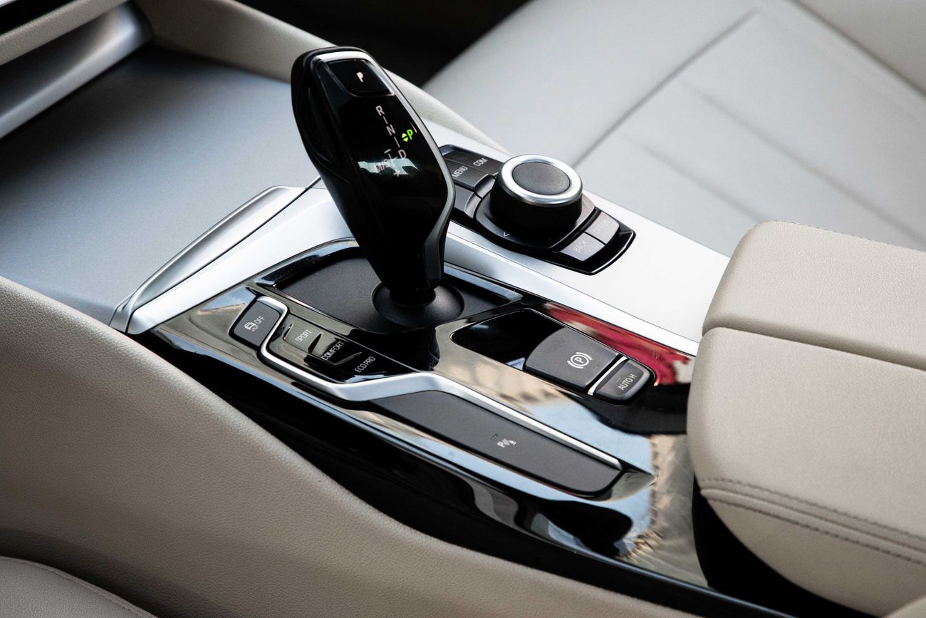 BMW 520i 520i | 1,959 P.M | 0% Downpayment | Full BMW History | Under Warranty