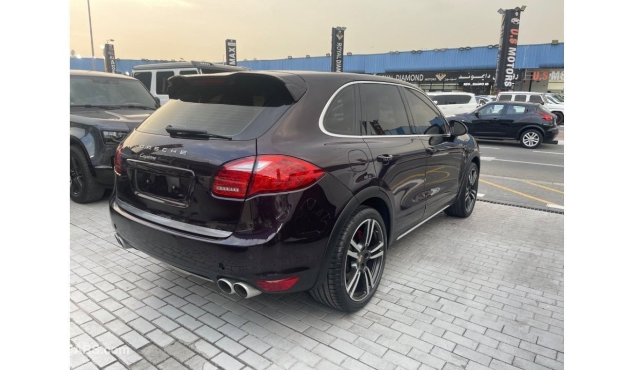 Porsche Cayenne Turbo GCC