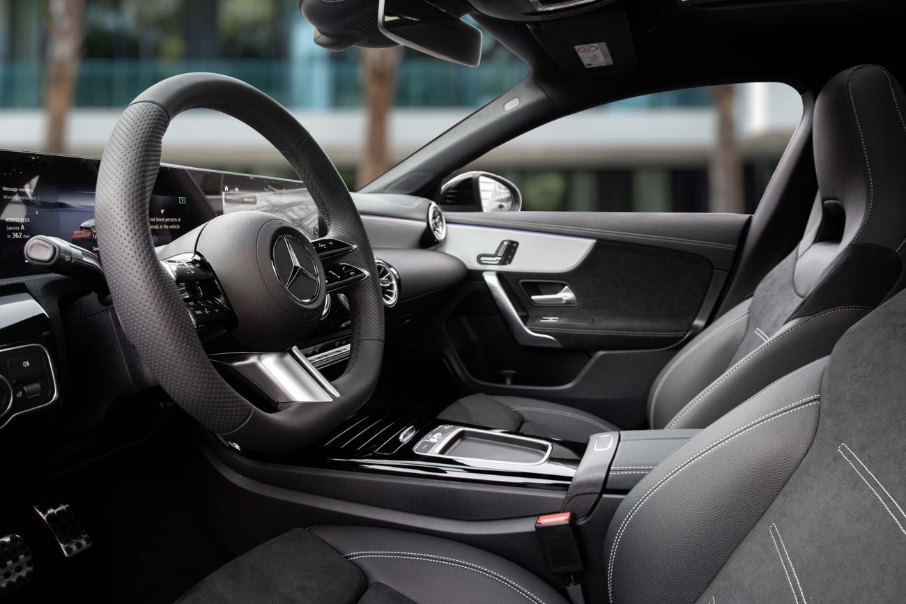 مرسيدس بنز CLA 200 CLA 200 AMG | 3,878 P.M | 0% Downpayment | CLA 200 AMG | 5 YEAR AGENCY WARRANTY!