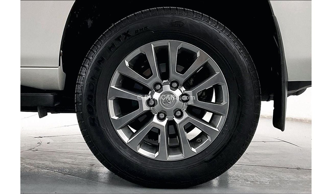 تويوتا برادو EXR | سنة ضمان مجانية | 0 دفعة أولى | سياسة الإعادة بعد 7 أيام