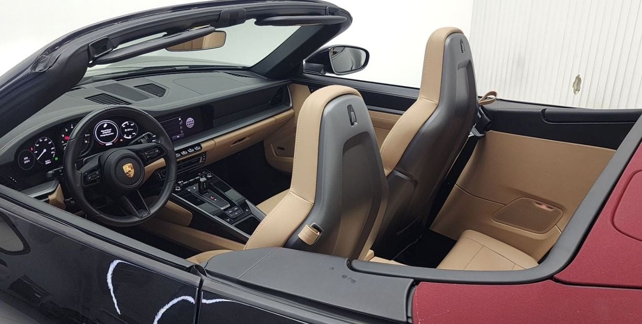 بورش 911 Carrera 4 3.0L (444 HP) Convertible