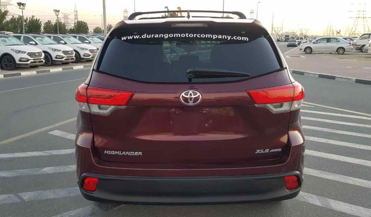 Toyota Highlander FRESH AMERICAN IMPORTED CAR WITH CUSTOM PAPER أوراق جمارك  VERY NEAT AND EXCELLENT CONDITION  VERY G