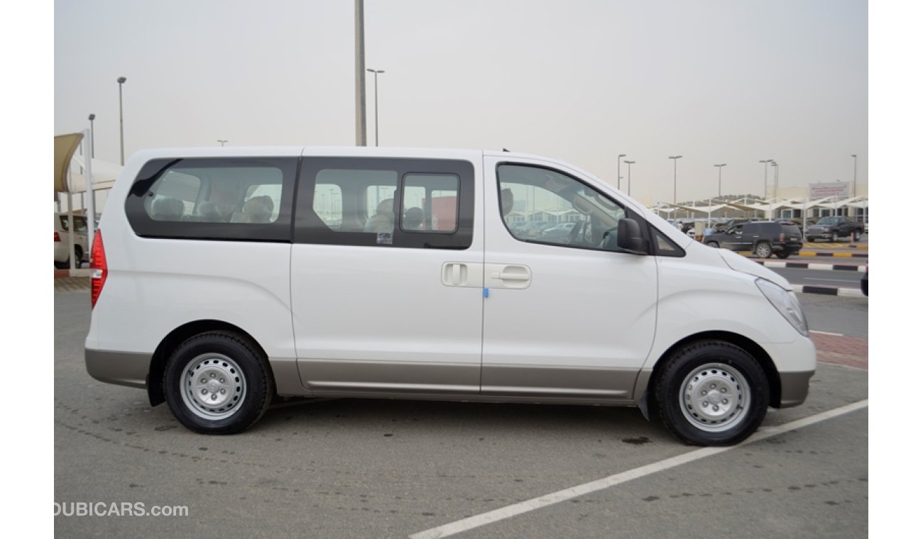 Hyundai H-1 12 Seater