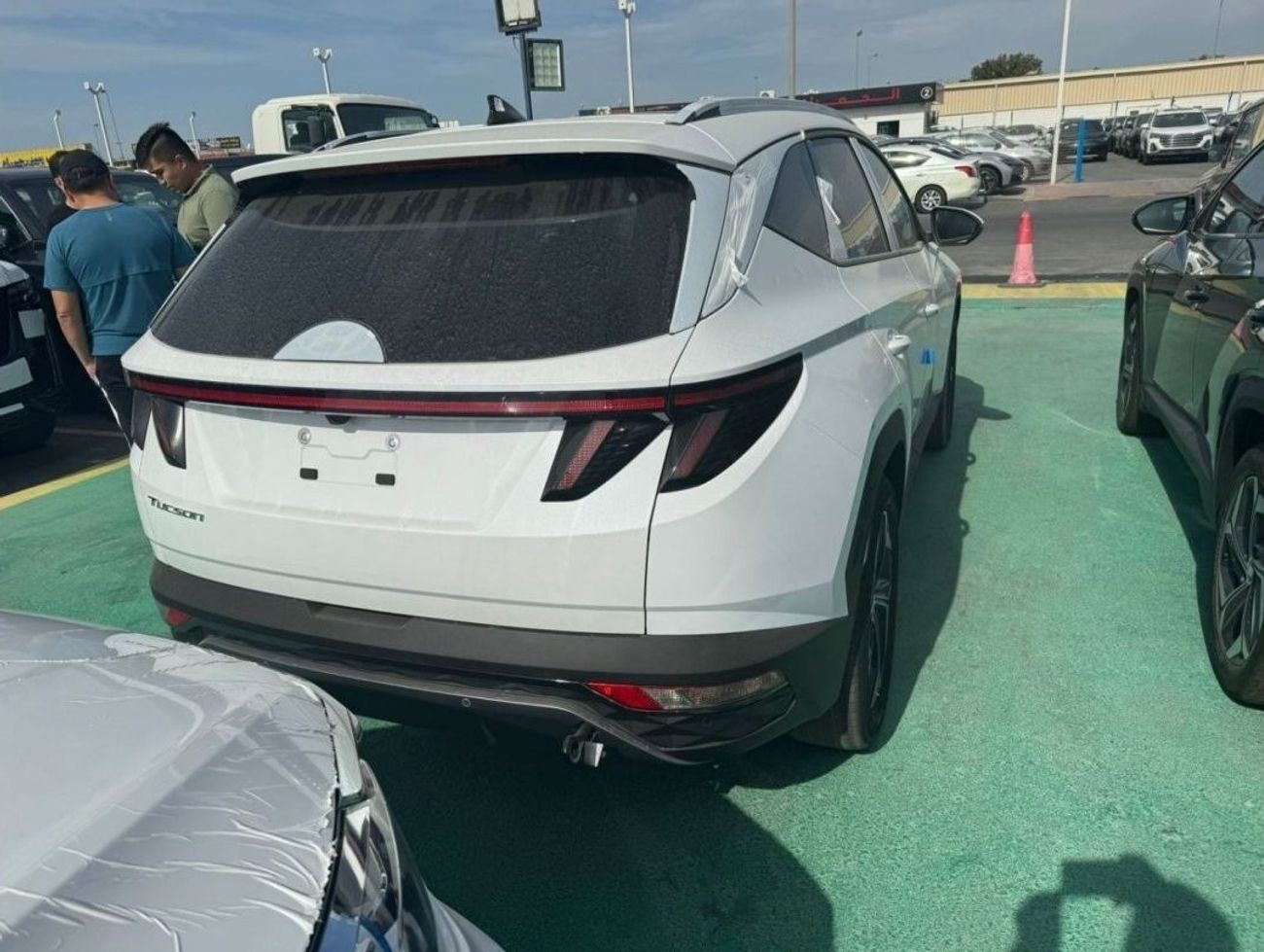 هيونداي توسون 2.0L PETROL FULL OPTION 2024