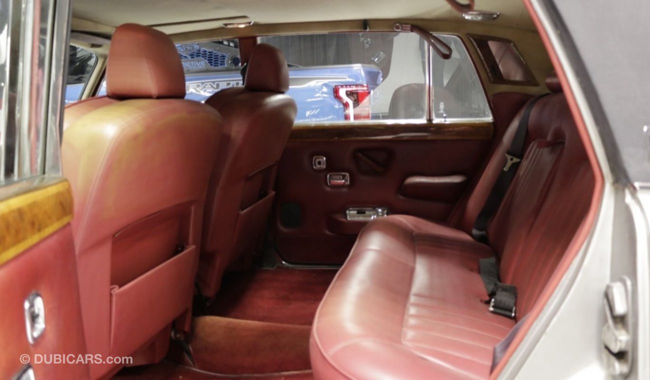 Rolls-Royce Silver Shadow ROLLS ROYCE SILVER SHADW CLASSIC-1975-