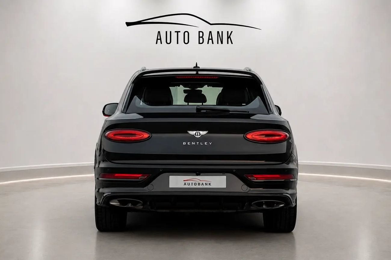 Bentley Bentayga SPEED MODEL - GCC SPECS - NO ACCIDENT - FULL SERVICE IN AGENCY