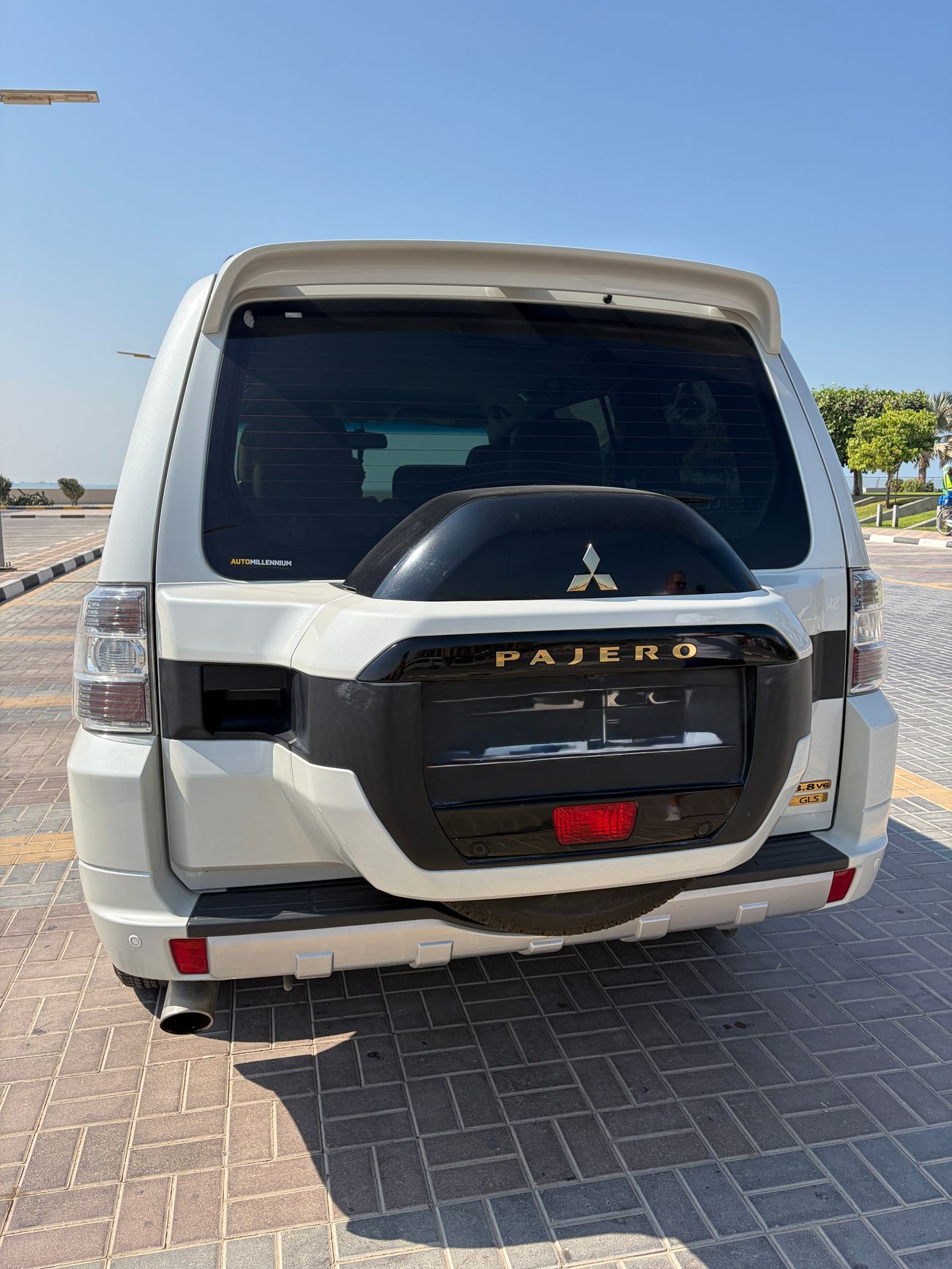 Mitsubishi Pajero GLS Highline 3.8L Titanium V6