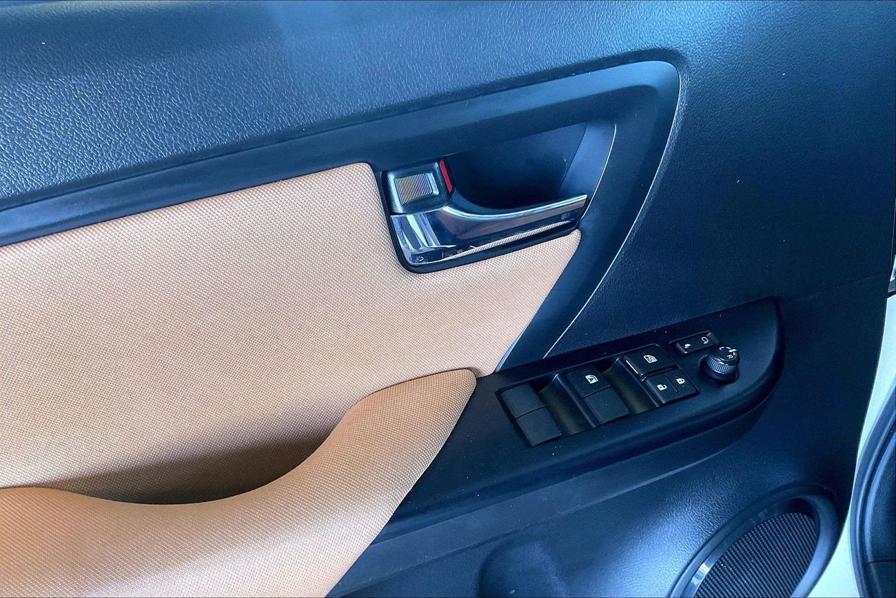 تويوتا فورتونر EXR | شامل الضمان | 0 ﺪﻔﻋﺓ ﺃﻮﻟﻯ