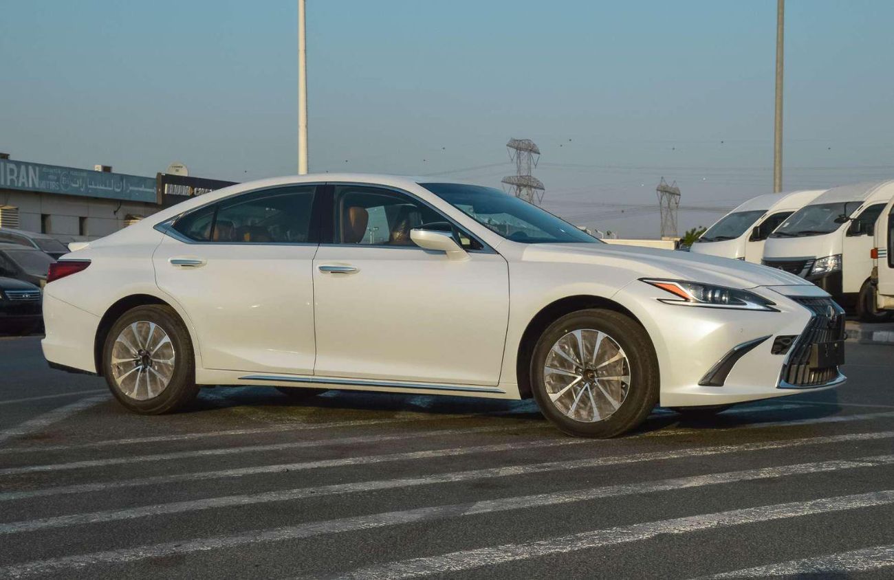 لكزس ES 350 LEXUS ES350 3.5L FWD PETROL SEDAN 2025