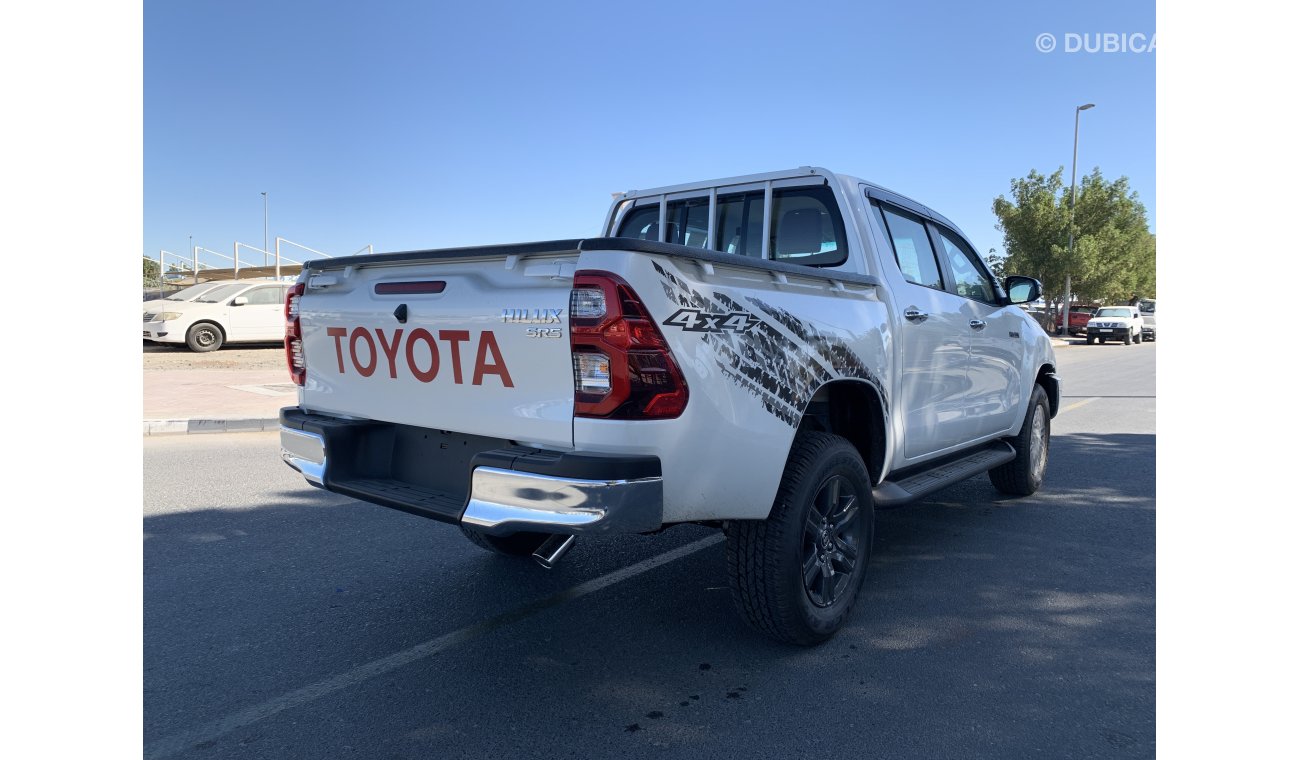 Toyota Hilux SR5 PETROL 2021 ( PUSH START - WOOD )