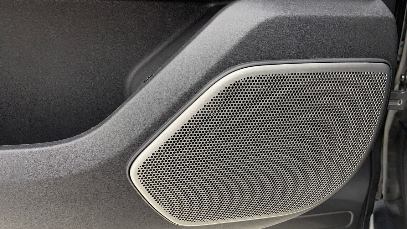 لاند روفر رينج روفر فيلار P300 R DYNAMIC HSE 2 | بدون دفعة مقدمة | اختبار القيادة في المنزل