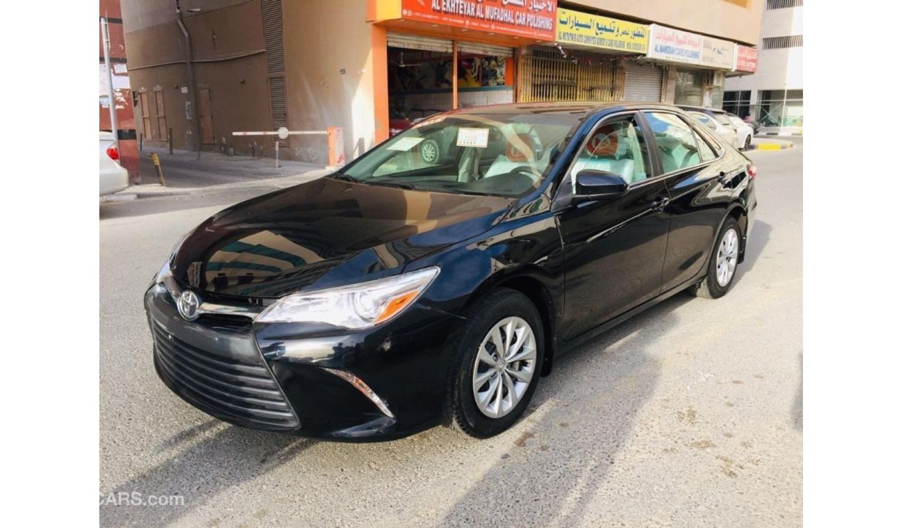 Toyota Camry 2015 For Urgent SALE RTA Dubai passing Gurantee