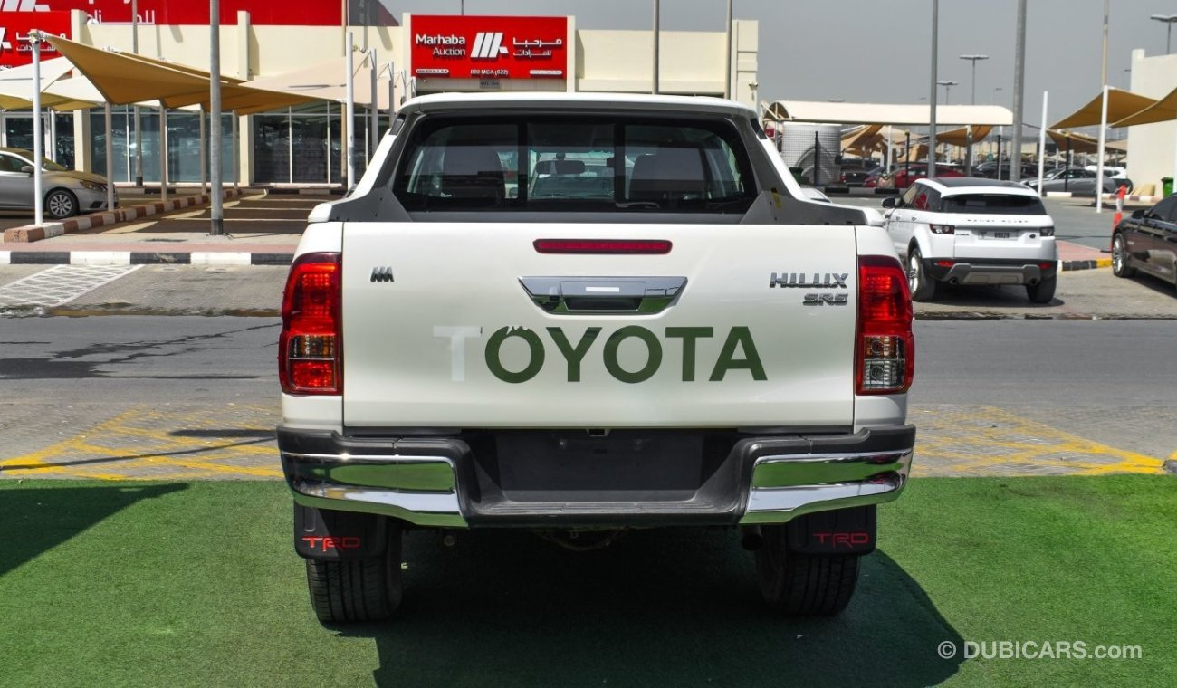 Toyota Hilux SR5