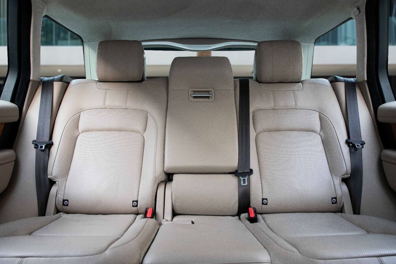 لاند روفر رينج روفر VOGUE | 4,661 P.M  | 0% Downpayment | Agency Serviced!