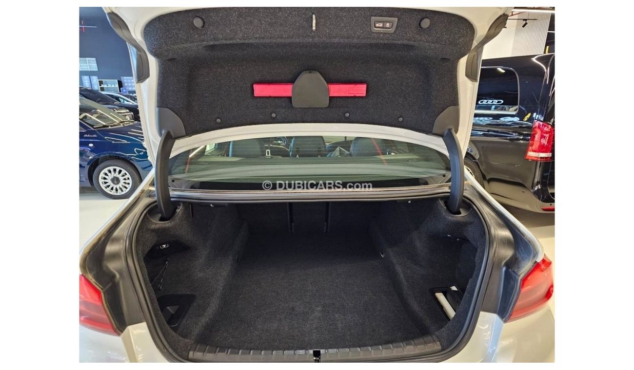 BMW 540i BMW 540i Luxury Line/GCC / Full Dealer service history