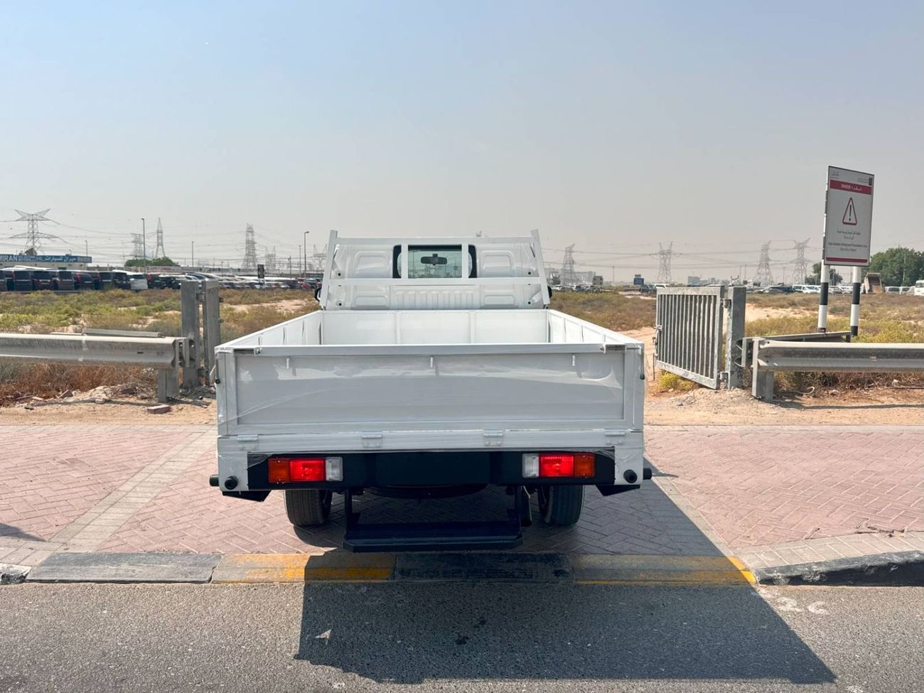 Toyota Tamaraw 2025 TOYOTA HILUX TAMARA S/CAB P/UP 4X2 2.4L DIESEL AT DROPSIDE BRAND NEW 0KM