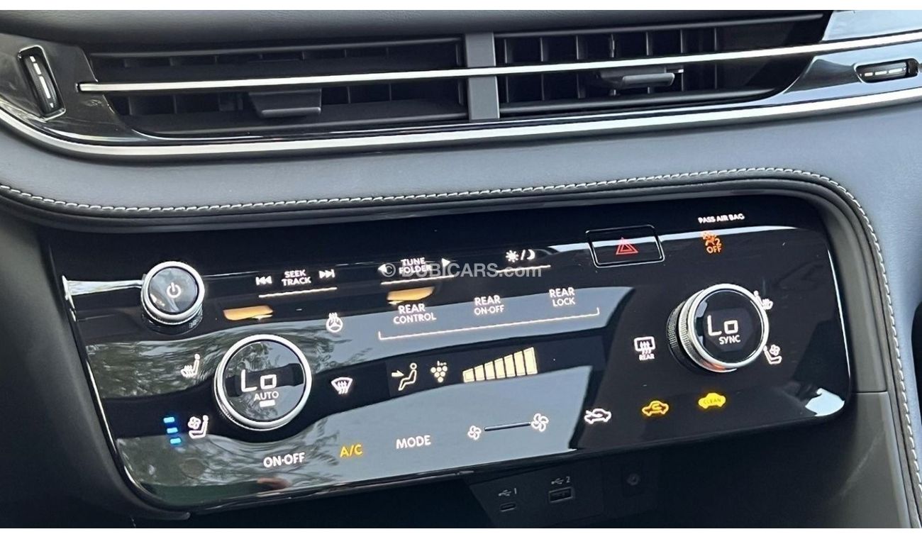 Infiniti QX60 LUX Climate Package AWD Under Warranty