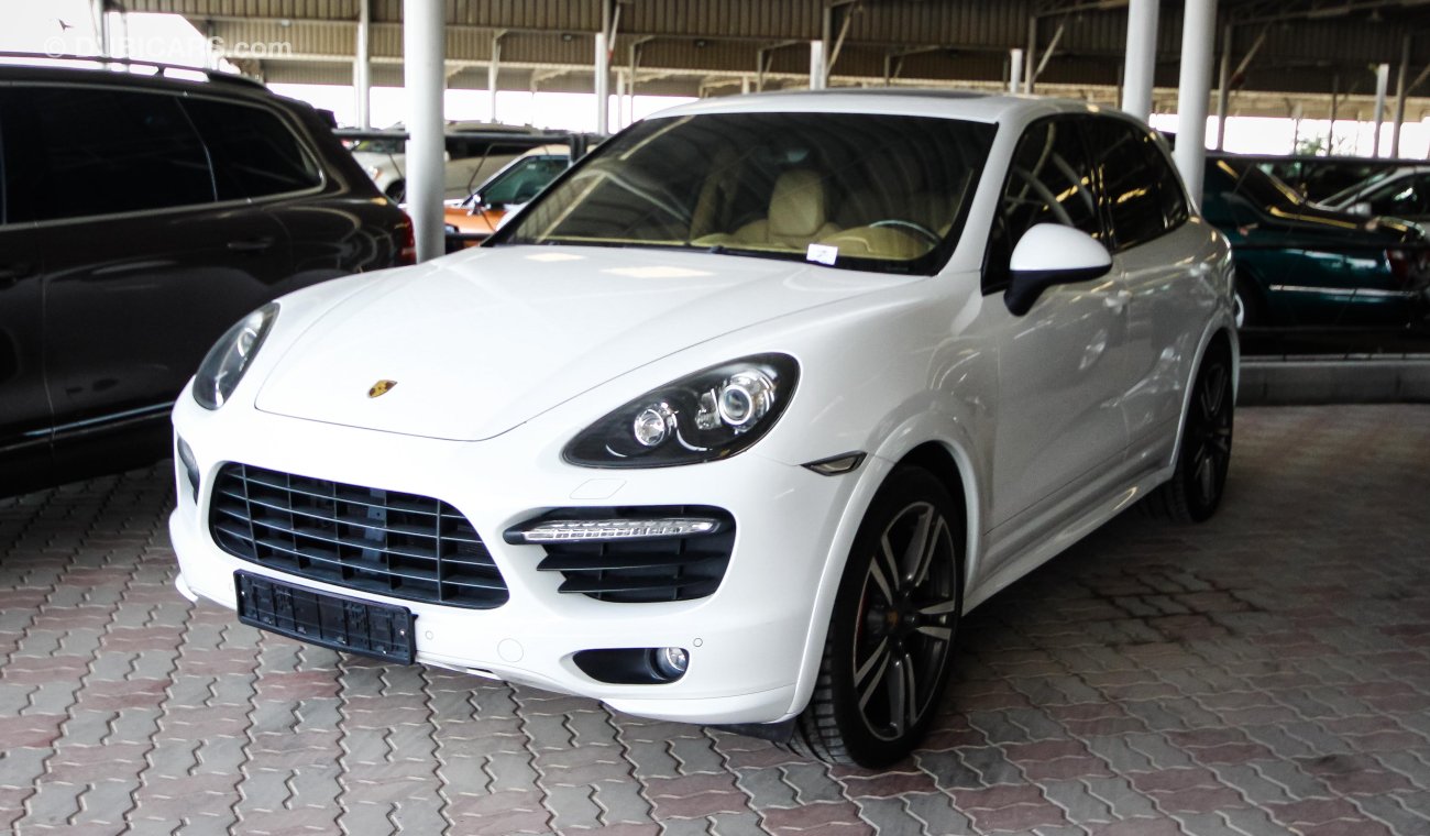 Porsche Cayenne GTS