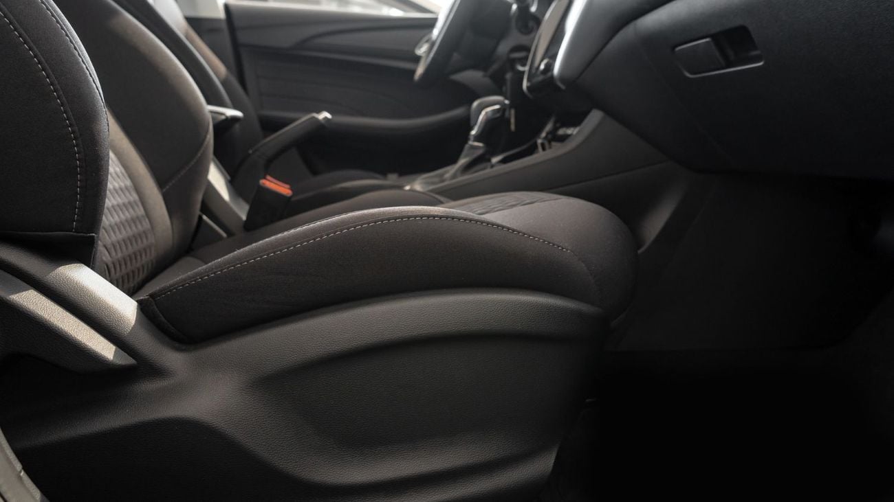 أم جي 5 2026 | MG 5 1.5L CVT - STD