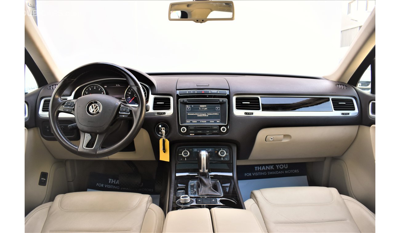 Volkswagen Touareg 3.6L SEL V6 2016 GCC DEALER WARRANTY 1 YEAR / 20000KM SERVICE CONTRACT