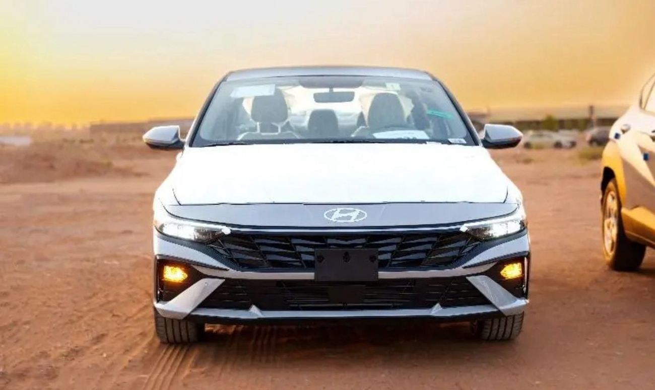 Hyundai Elantra 2.0L PETROL 2024 GCC