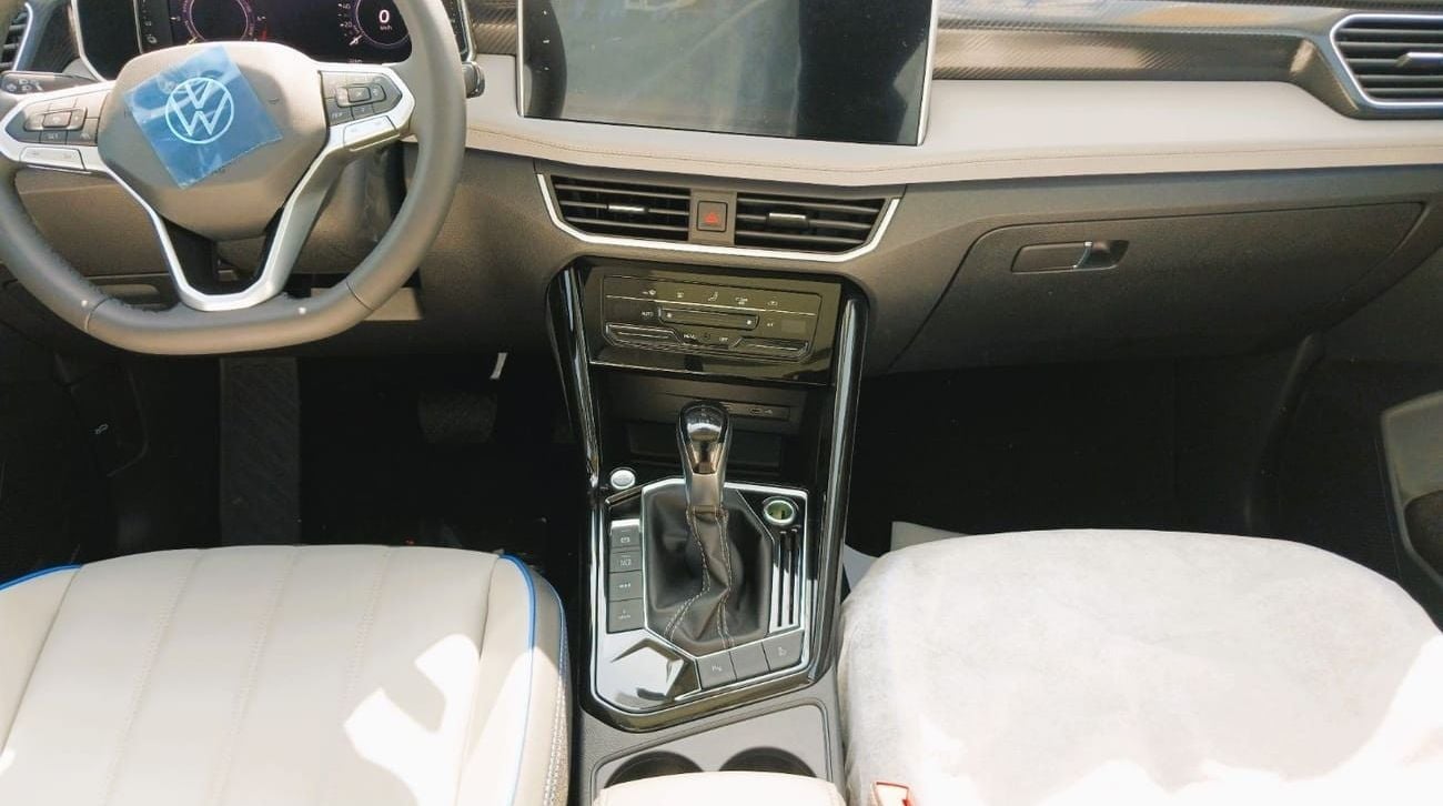 فولكس واجن تايرون Volkswagen Tayron 1.4L PHEV 2024YM