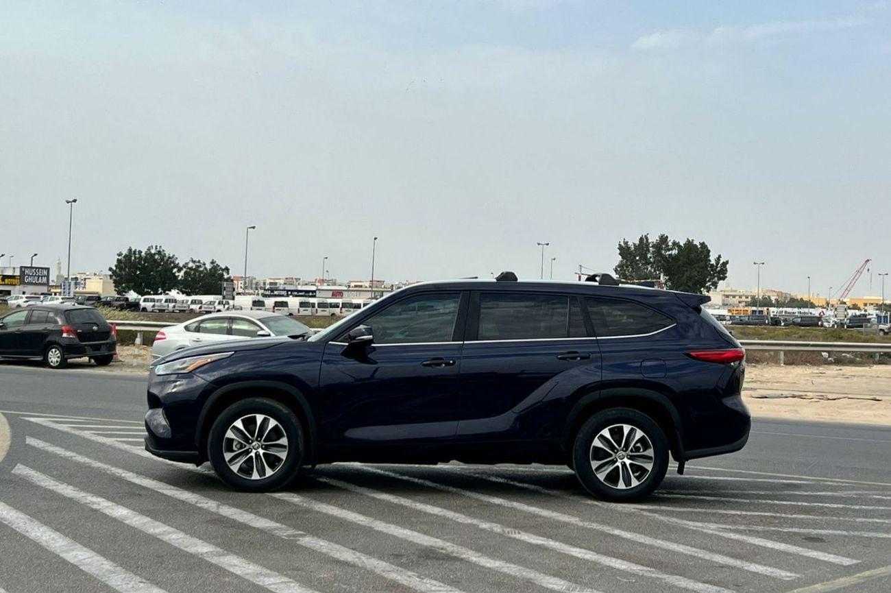 Toyota Highlander LTD HEV 2023 Toyota Highlander Hybrid Full Option - 2.5L V4 - Sunroof - Rear Camera & Radar Leather Sea